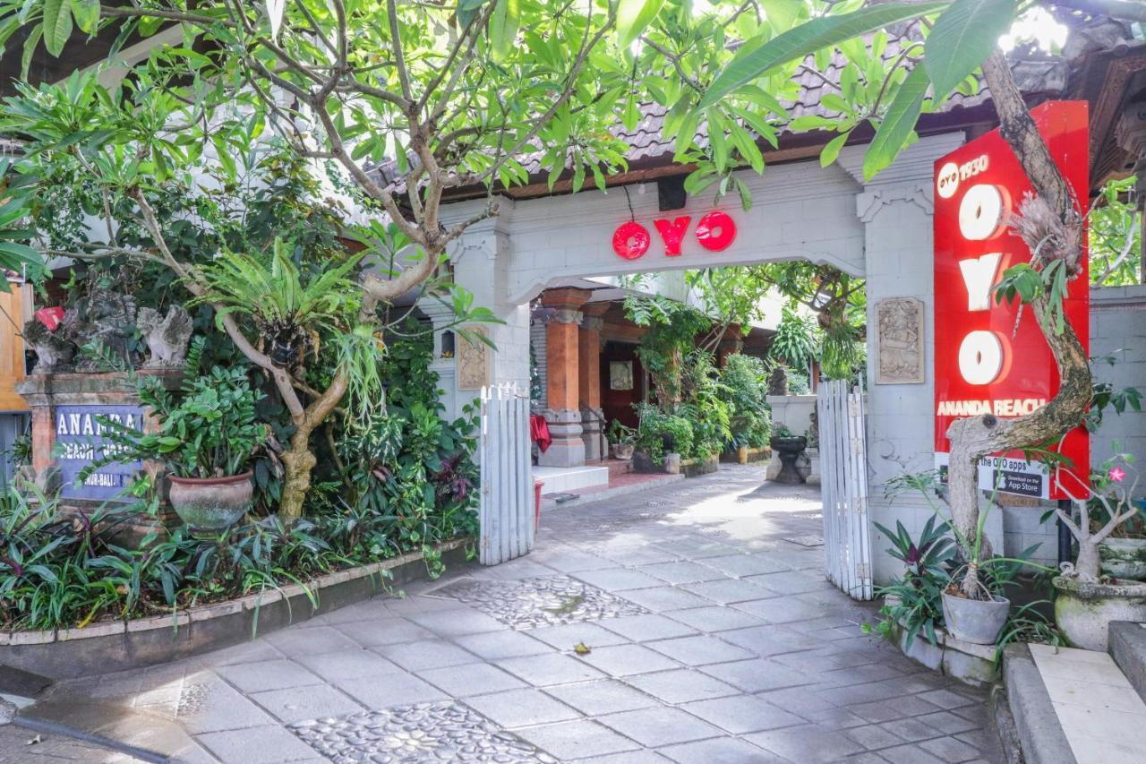 Oyo 1930 Ananda Beach Hotel Санур Экстерьер фото